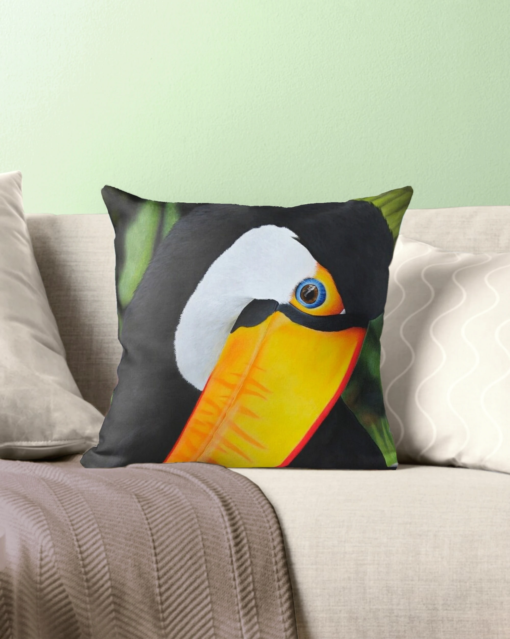 Coussin et housse tropical exotique, oiseau toucan et feuillage de jungle