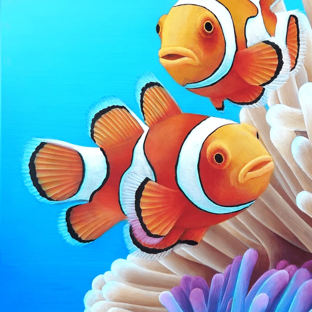 Peinture murale tropicale et exotique de deux poissons-clowns dans des anémones de mer dans l'océan.