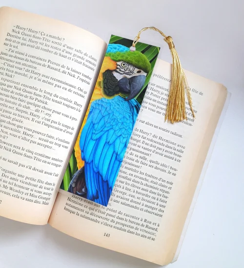 Marque-pages faits main oiseau perroquet bleu dans la jungle