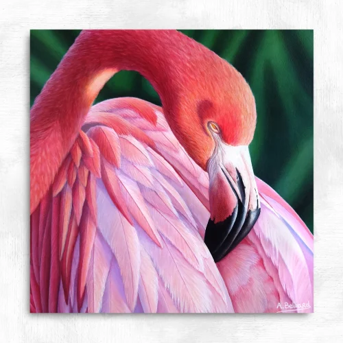 Petit tableau d'un oiseau flamant rose dans la jungle tropicale réalisé par l'artiste peintre pastelliste Aline Belliard en peinture acrylique sur bois.